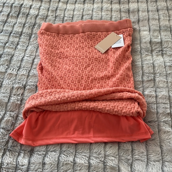 JustFab Lined Crochet Skirt Peach medium - Picture 11 of 11